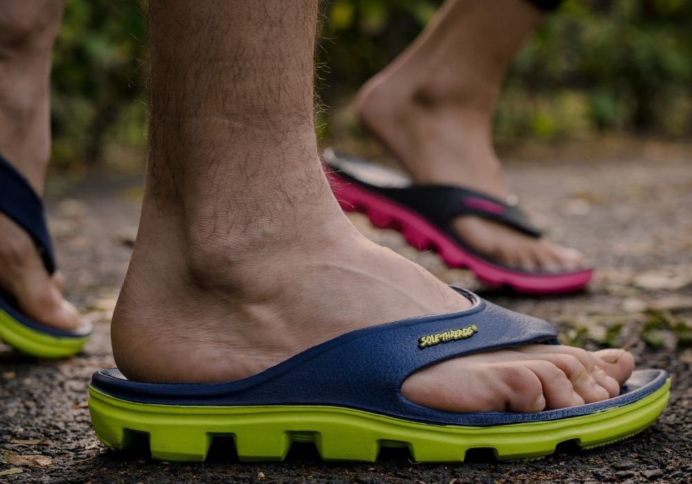 Best slippers shop for heel spurs