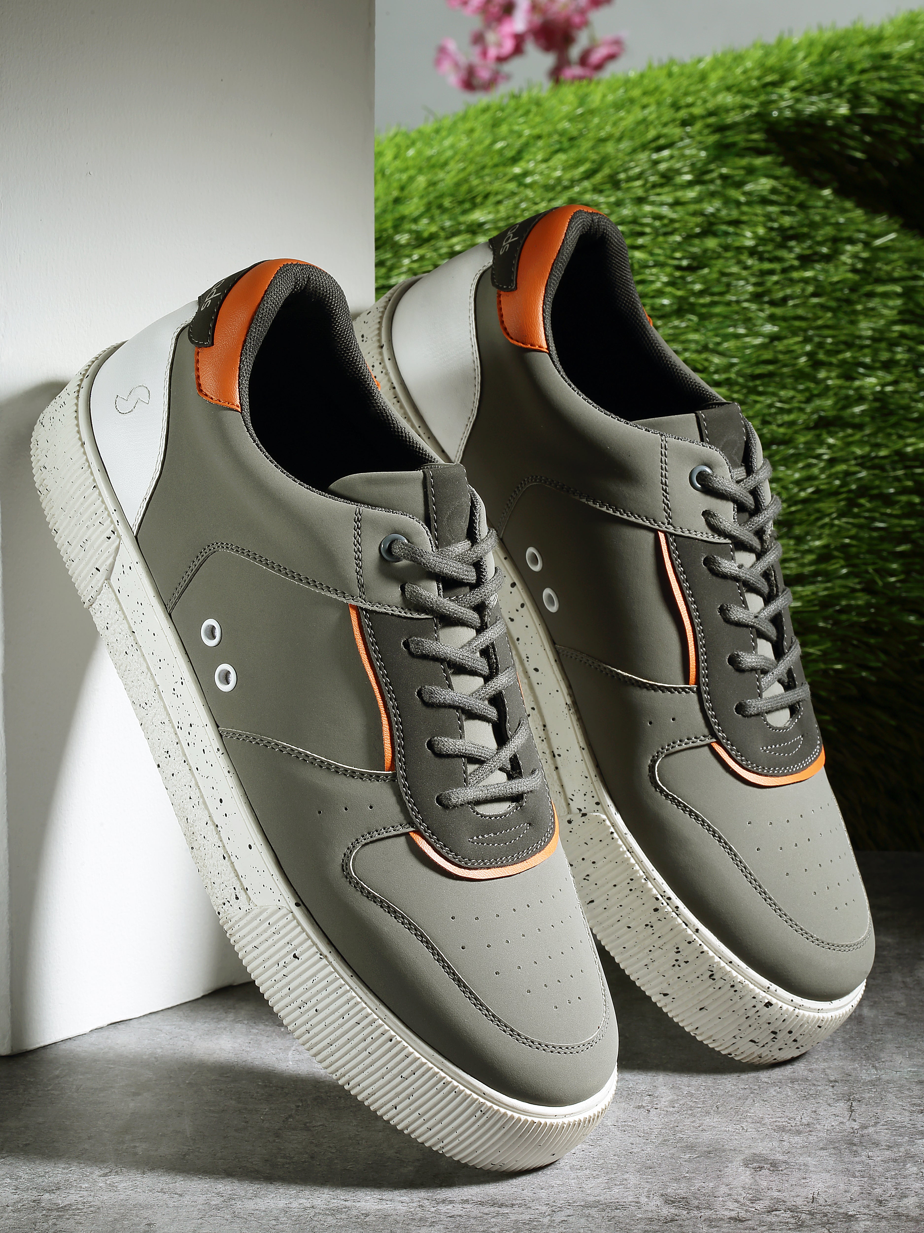 #color_grey