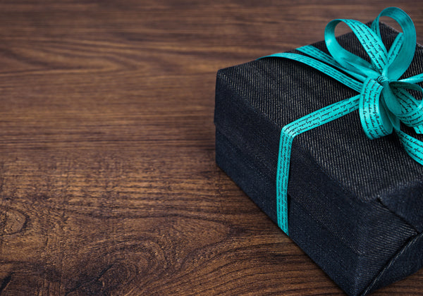 Best Farewell Gift Ideas For Your Colleague